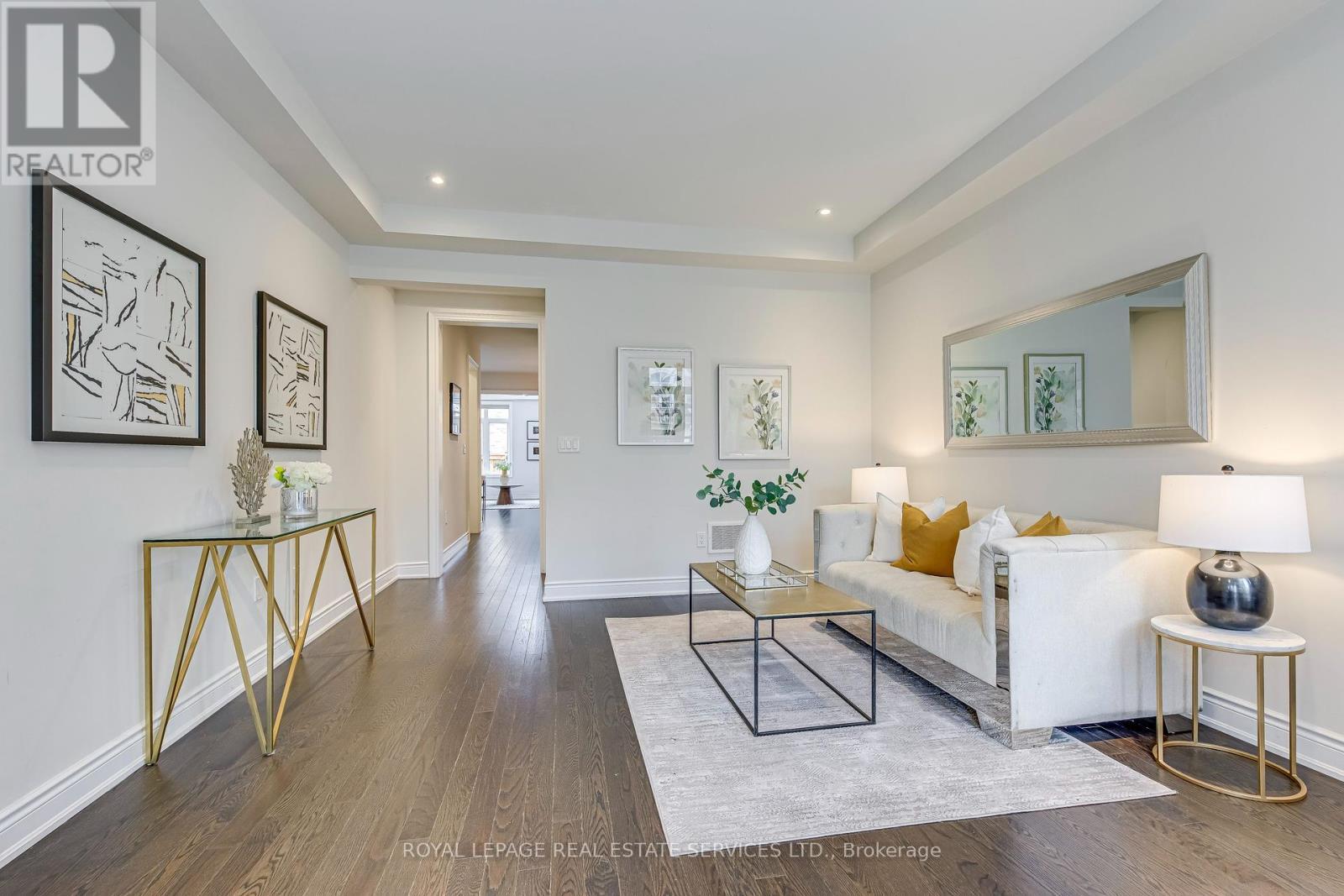 












3234 POST ROAD

,
Oakville,




Ontario
L6H7C5

