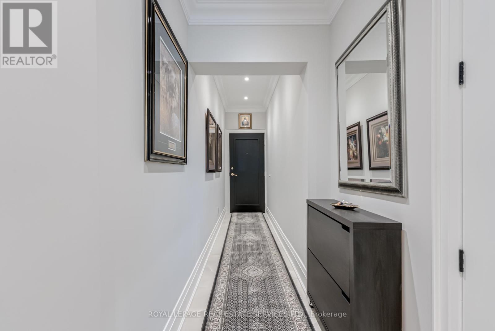 












2508 - 2045 LAKE SHORE BOULEVARD W

,
Toronto,




Ontario
M8V2Z6

