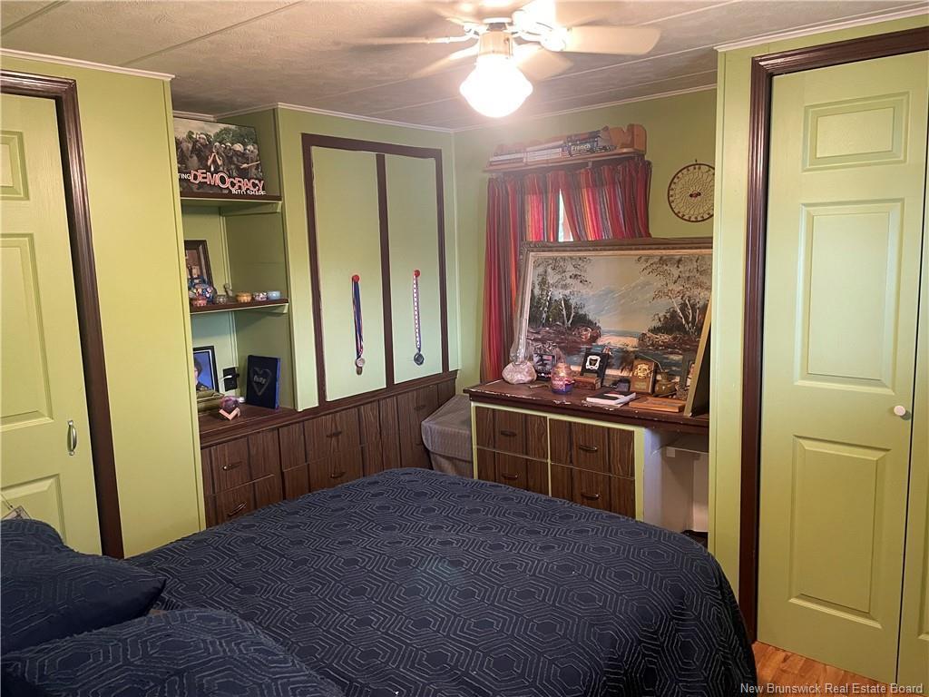 









466


Sunnyside

AVE,
Miramichi,




NB
E1V 3N5

