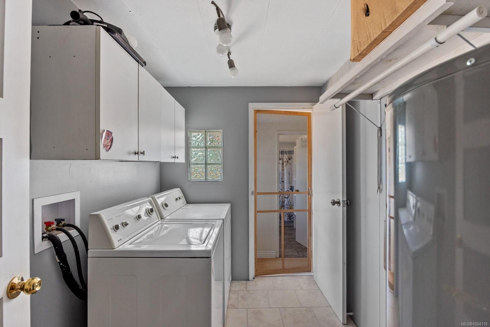 









2059


Austin

Rd,
Comox,




BC
V9M 3Z4

