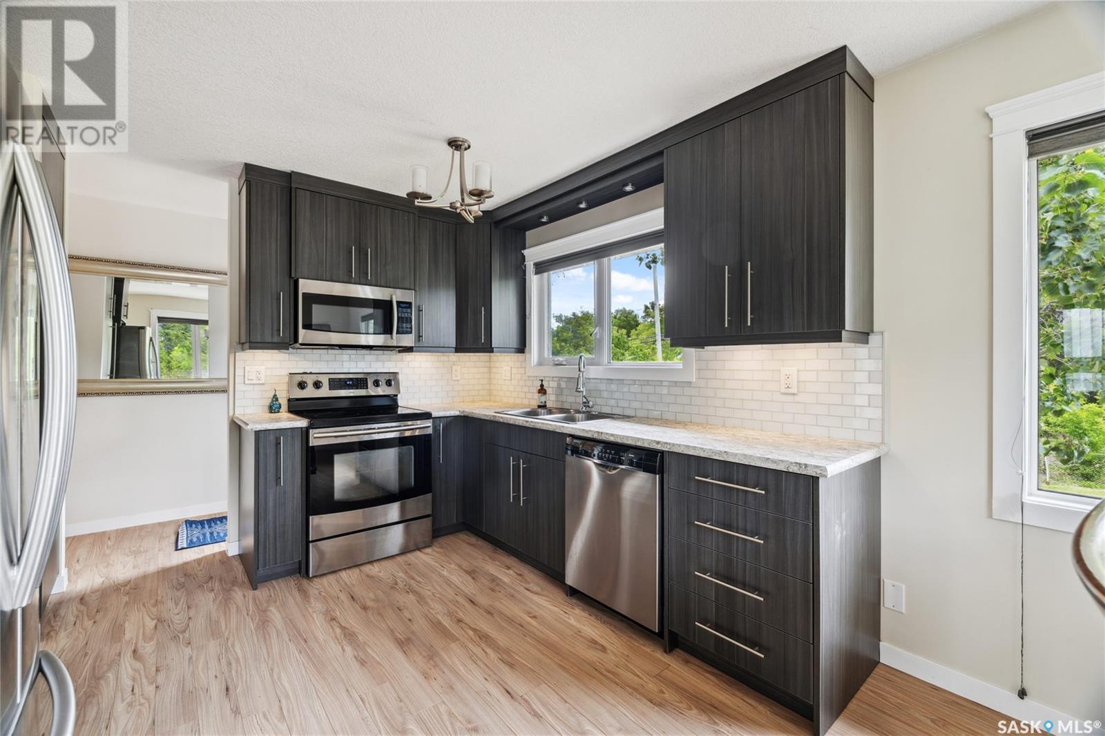 












461 13th STREET E

,
Regina Beach,




Saskatchewan
S0G4C0

