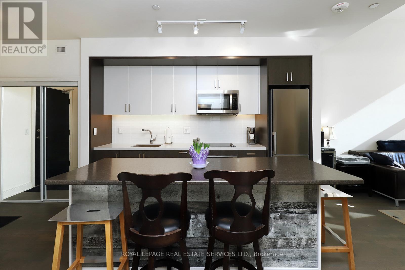 












433 - 1575 LAKESHORE ROAD W

,
Mississauga,




Ontario
L5J0B1

