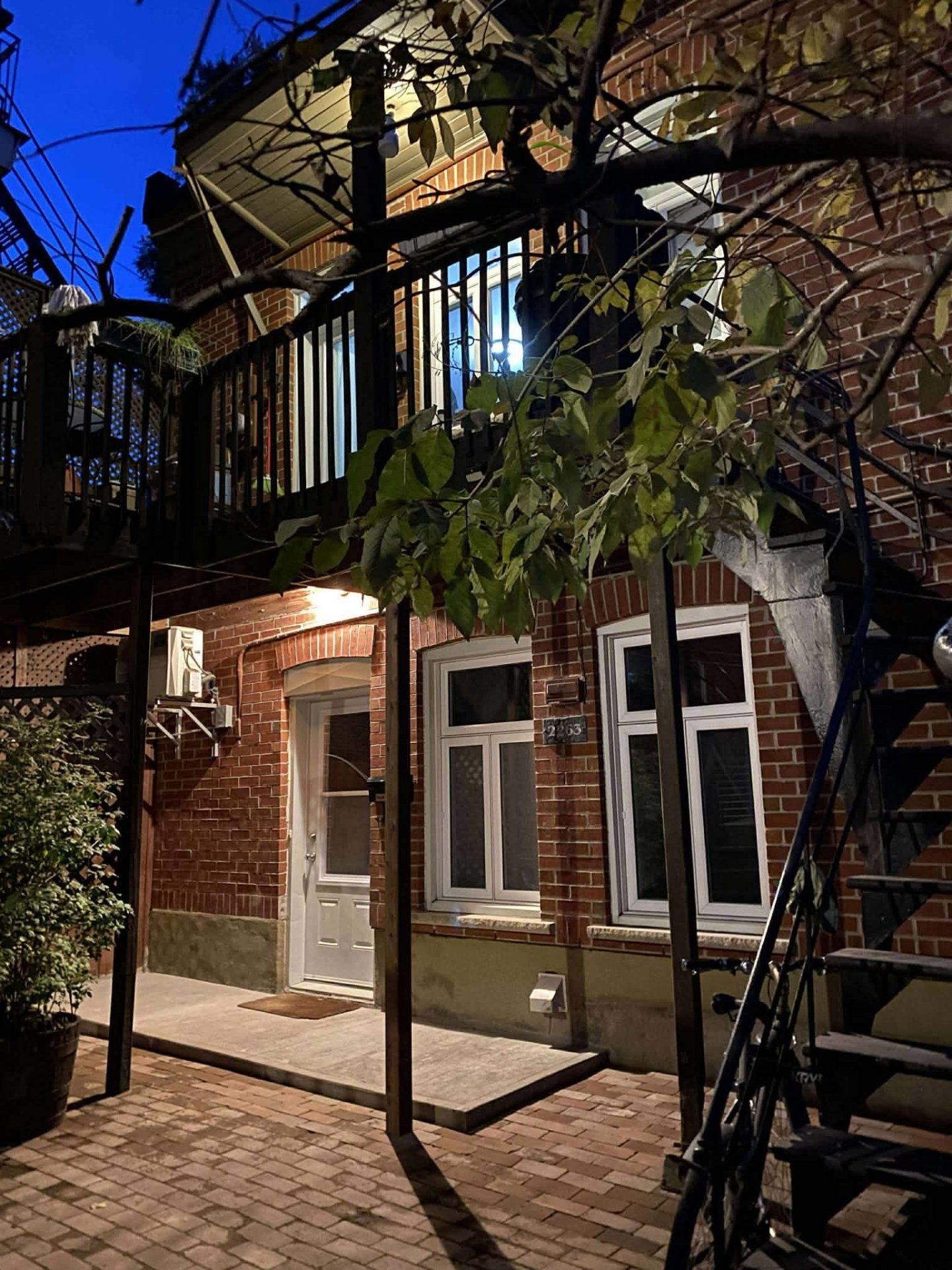 









2263

 - 2269


Rue St-Germain

,
Montréal (Mercier/Hochelaga-Maisonneuve),




QC
H1W2T9

