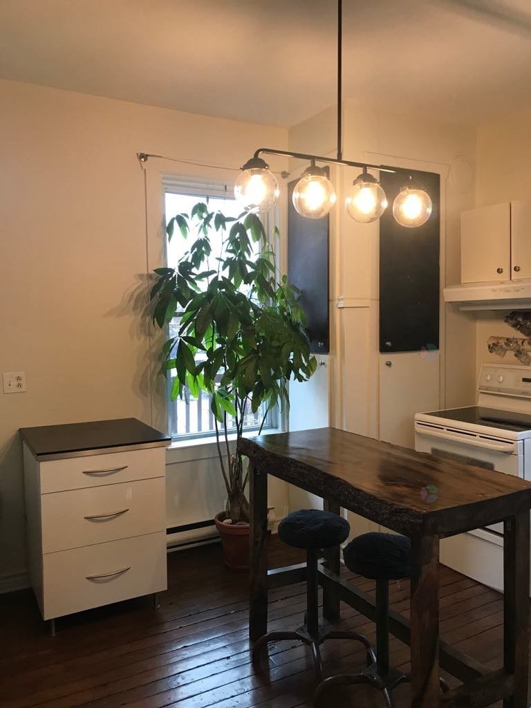 









2263

 - 2269


Rue St-Germain

,
Montréal (Mercier/Hochelaga-Maisonneuve),




QC
H1W2T9

