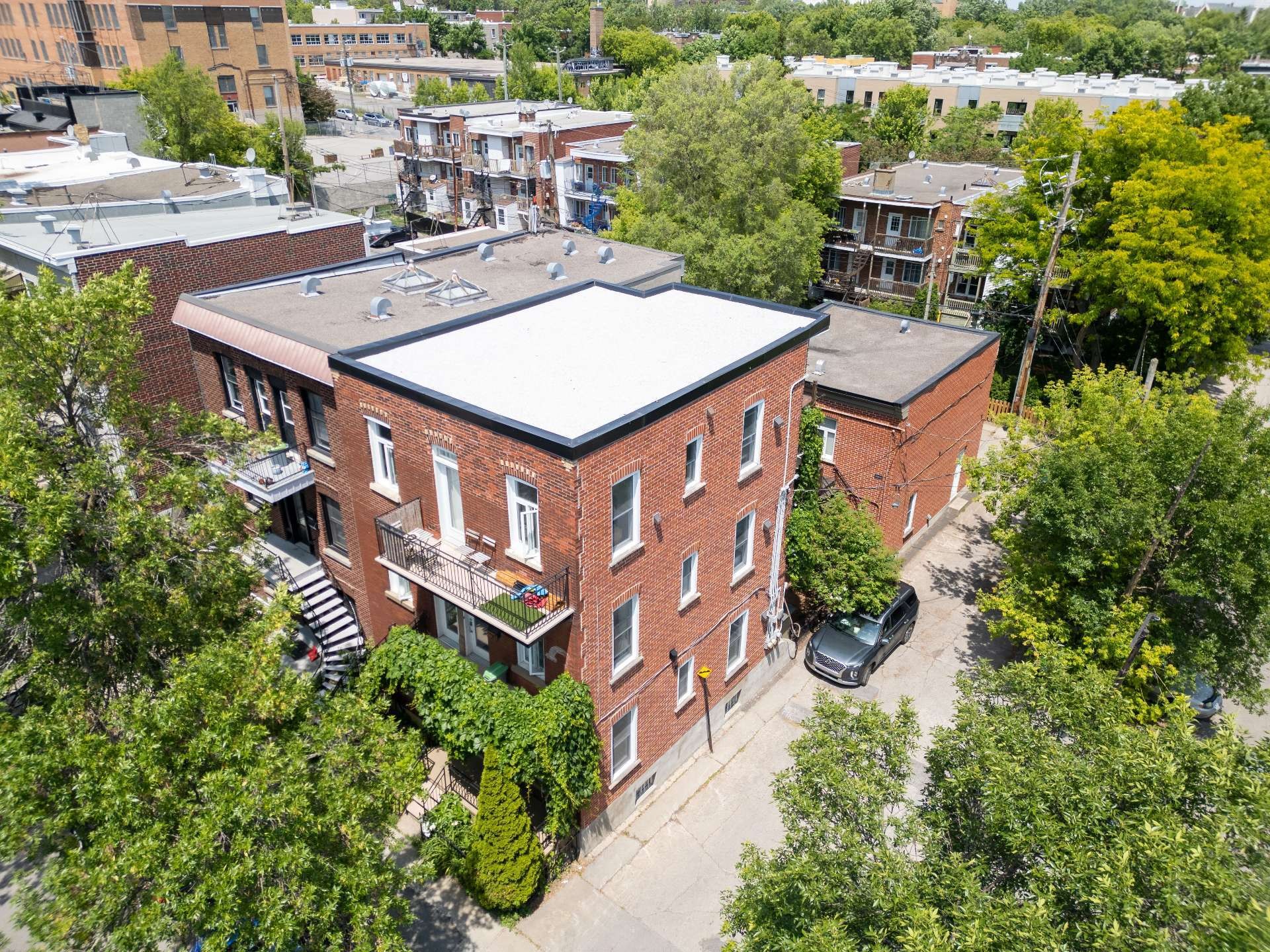 









2263

 - 2269


Rue St-Germain

,
Montréal (Mercier/Hochelaga-Maisonneuve),




QC
H1W2T9


