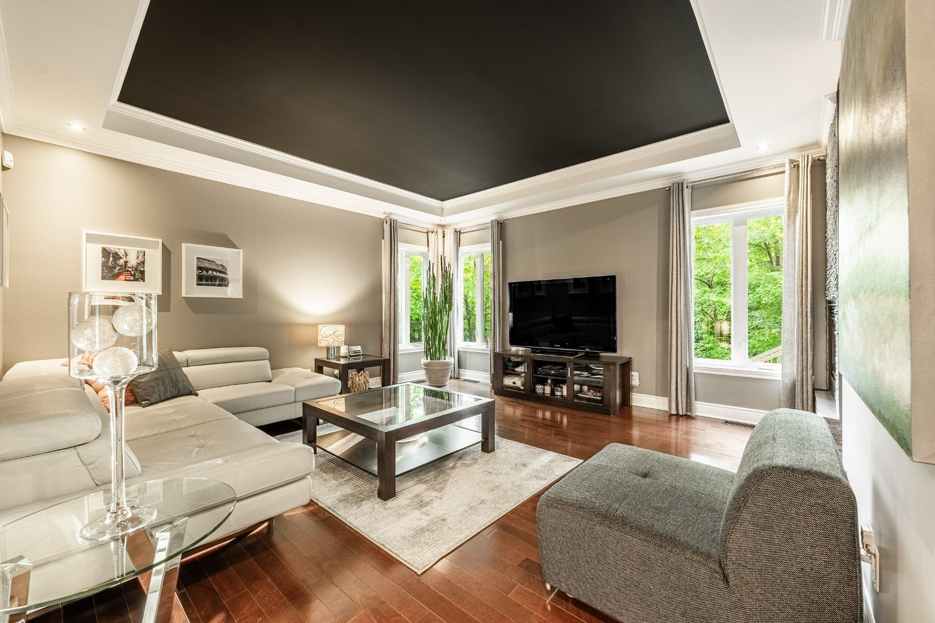 









200


Rue Jean-De Fonblanche

,
Carignan,




QC
J3L7A8

