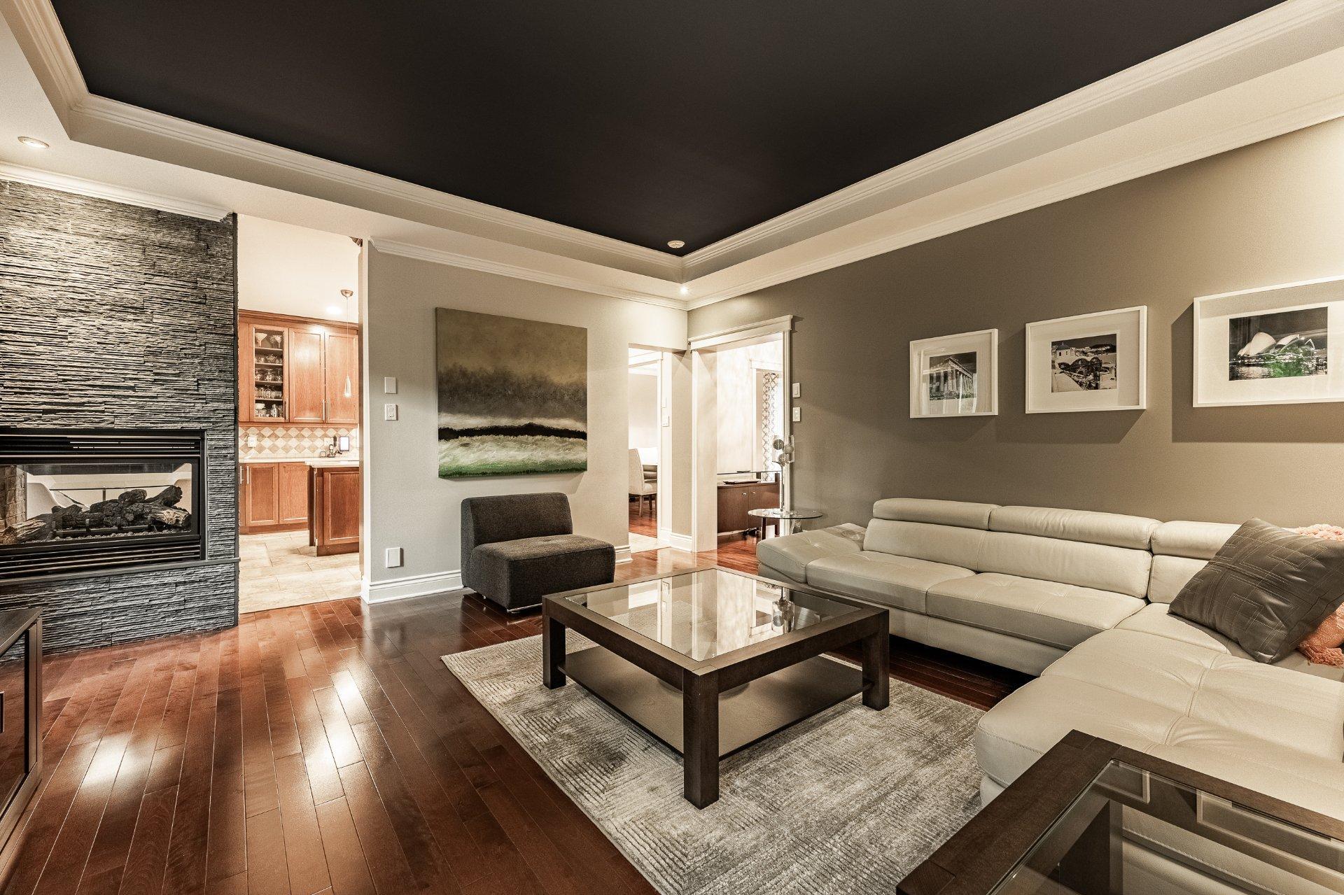 









200


Rue Jean-De Fonblanche

,
Carignan,




QC
J3L7A8

