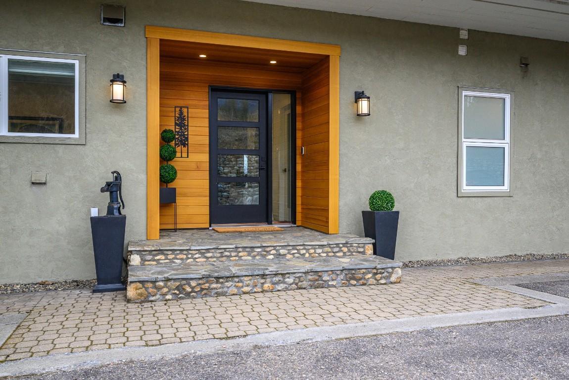 









5393


East Vernon

Road,
Vernon,




BC
V1B 3J7

