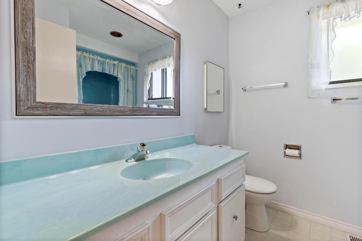 









540


Gramiak

Road,
Kelowna,




BC
V1X 1K5


