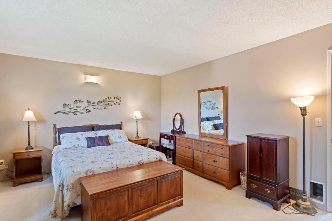 









540


Gramiak

Road,
Kelowna,




BC
V1X 1K5

