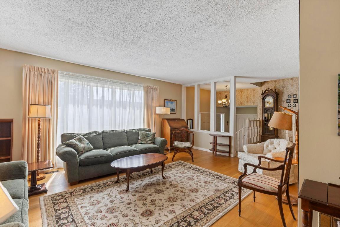 









540


Gramiak

Road,
Kelowna,




BC
V1X 1K5

