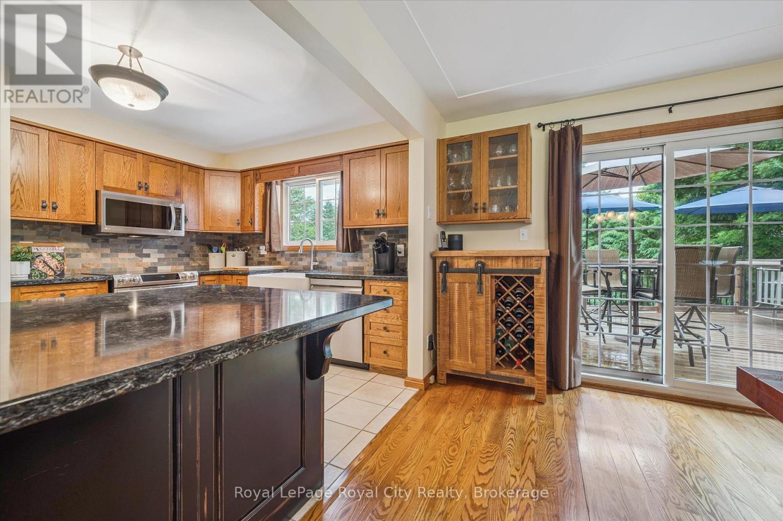 












7242 4 SIDE ROAD

,
Centre Wellington,




Ontario
N0B1B0

