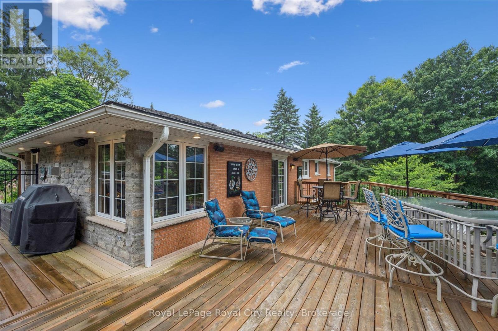 












7242 4 SIDE ROAD

,
Centre Wellington,




Ontario
N0B1B0

