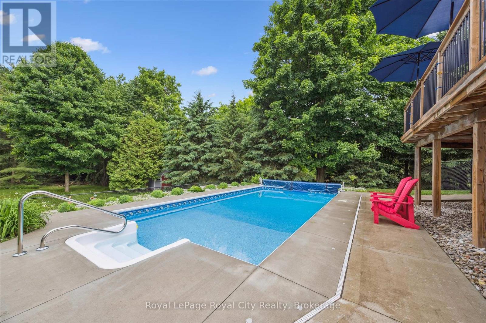 












7242 4 SIDE ROAD

,
Centre Wellington,




Ontario
N0B1B0

