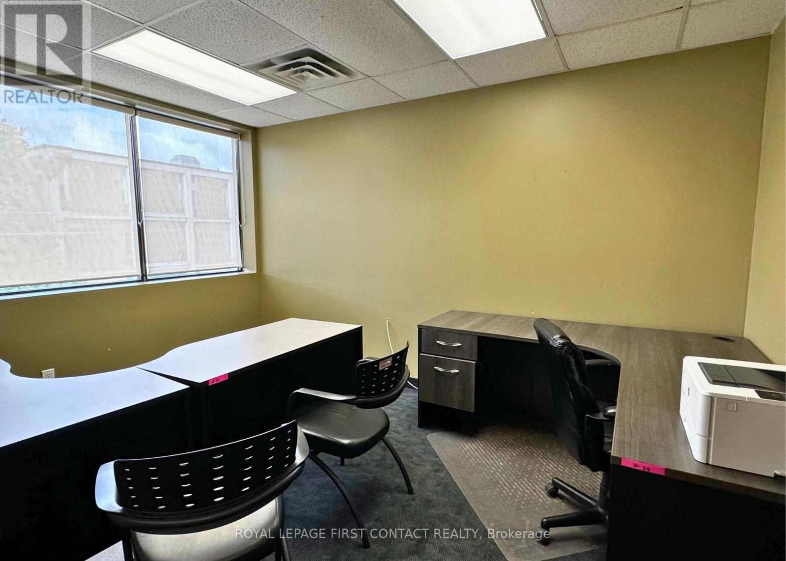 












301 - 135 BAYFIELD STREET

,
Barrie,




Ontario
L4M3B3

