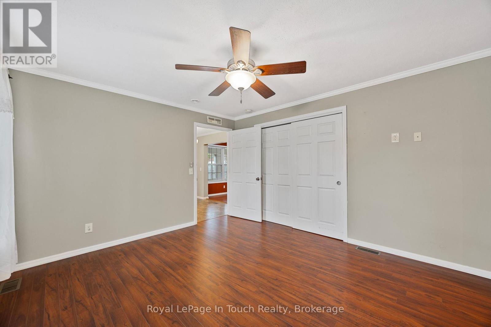 












6 MAPLE LANE

,
Midland,




Ontario
L4R0B9

