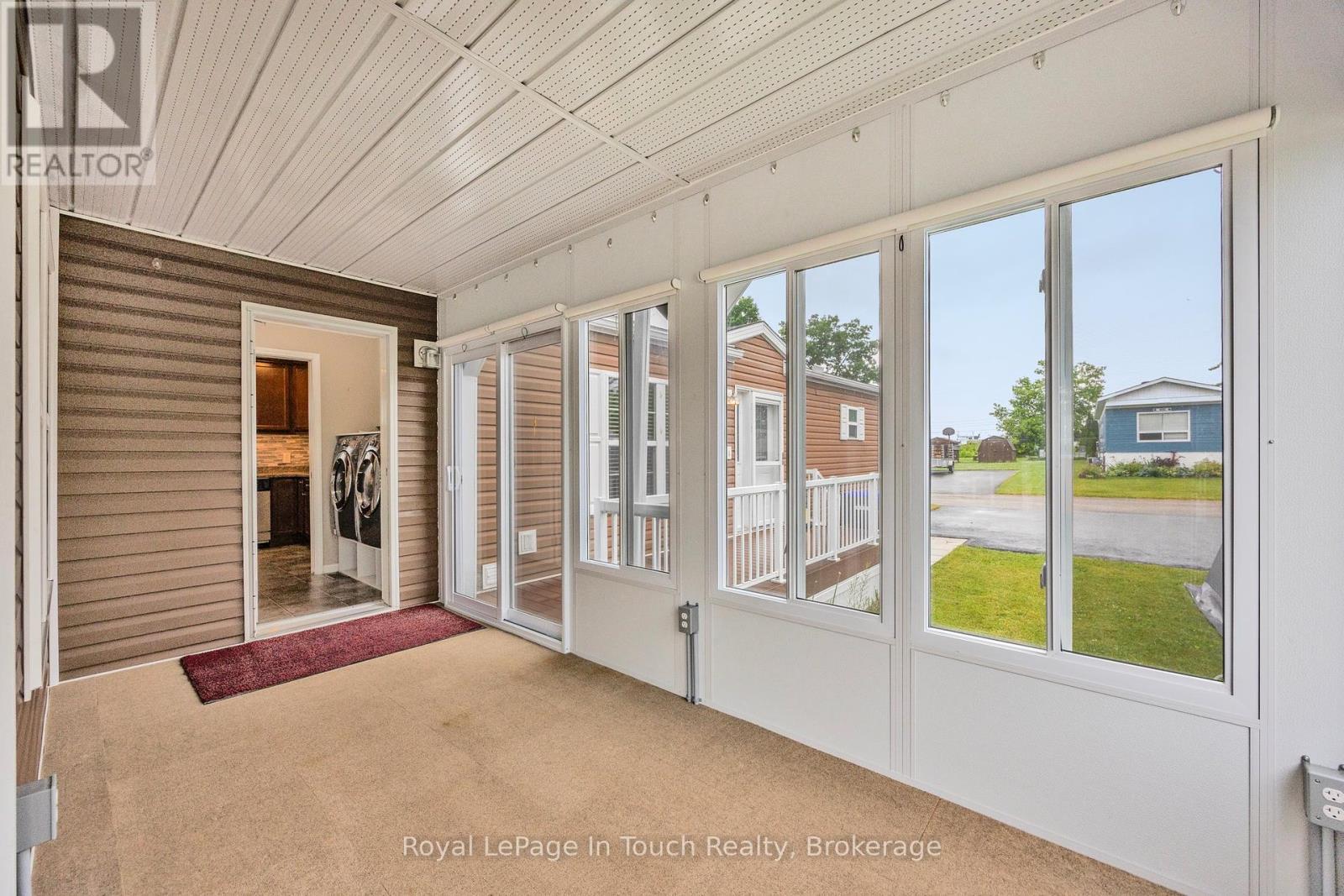 












6 MAPLE LANE

,
Midland,




Ontario
L4R0B9

