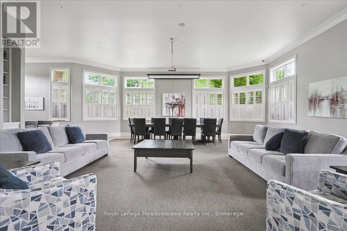 












105 - 1450 BISHOPS GATE

,
Oakville (GA Glen Abbey),




Ontario
L6M4N1

