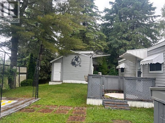 












90 SUSSEX SQUARE

,
Georgian Bluffs,




Ontario
N4K5N5

