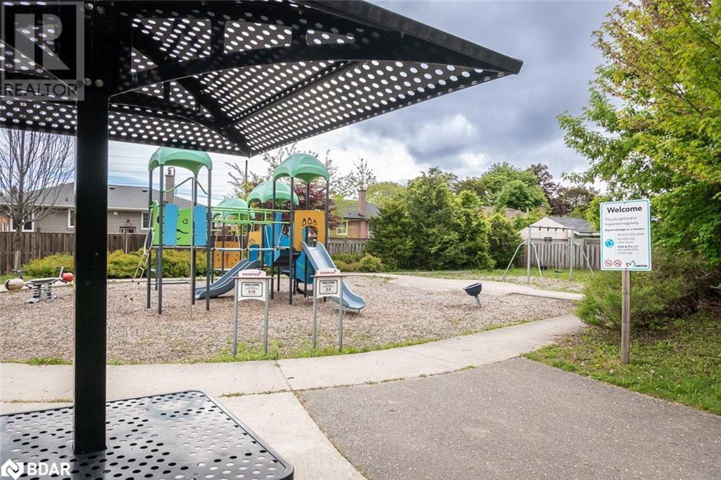 












137 WAKEFIELD Road

,
Milton,




Ontario
L9T2L7

