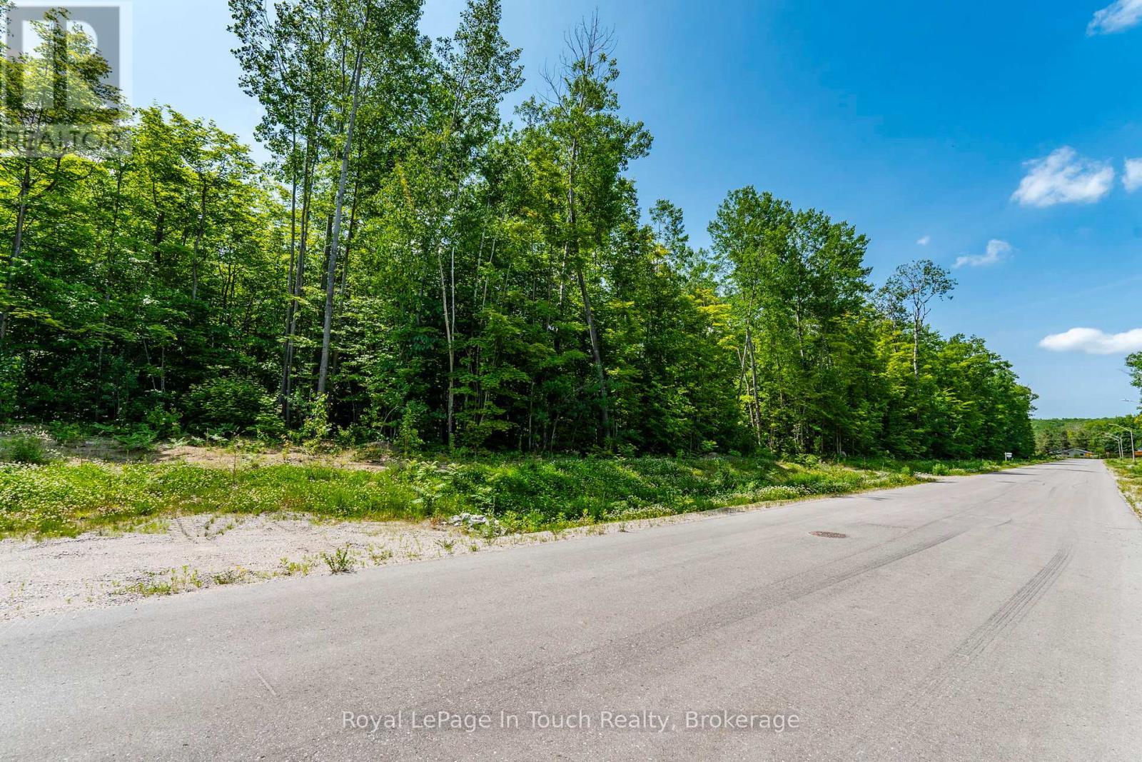 












LOT 41 EXPLORERS LANDING

,
Tiny,







Ontario
L9M0C2

