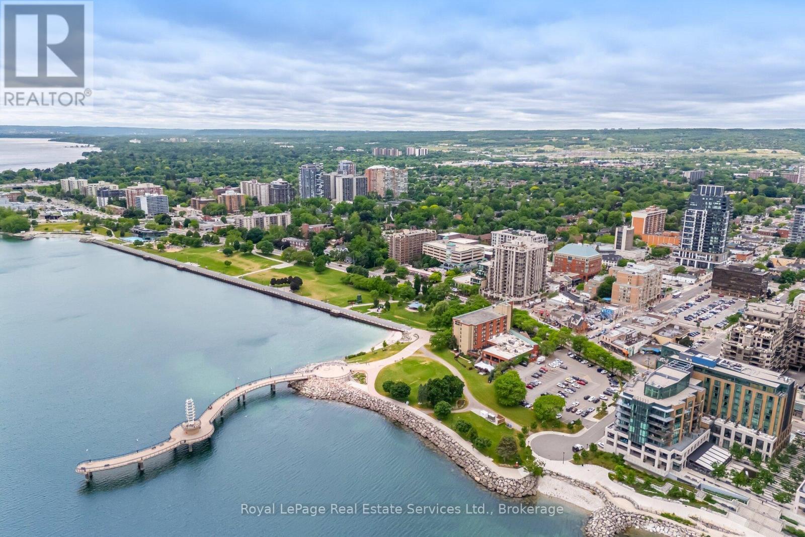 












303 - 360 PEARL STREET

,
Burlington (Brant),




Ontario
L7R1E1


