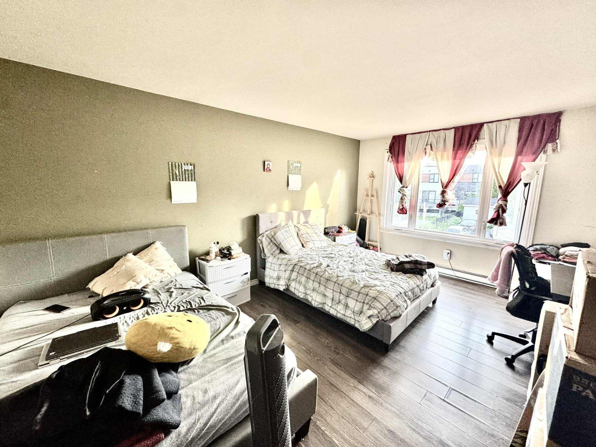 









14386


Rue Aumais

,
Montréal (Pierrefonds-Roxboro),




QC
H9H4Y4

