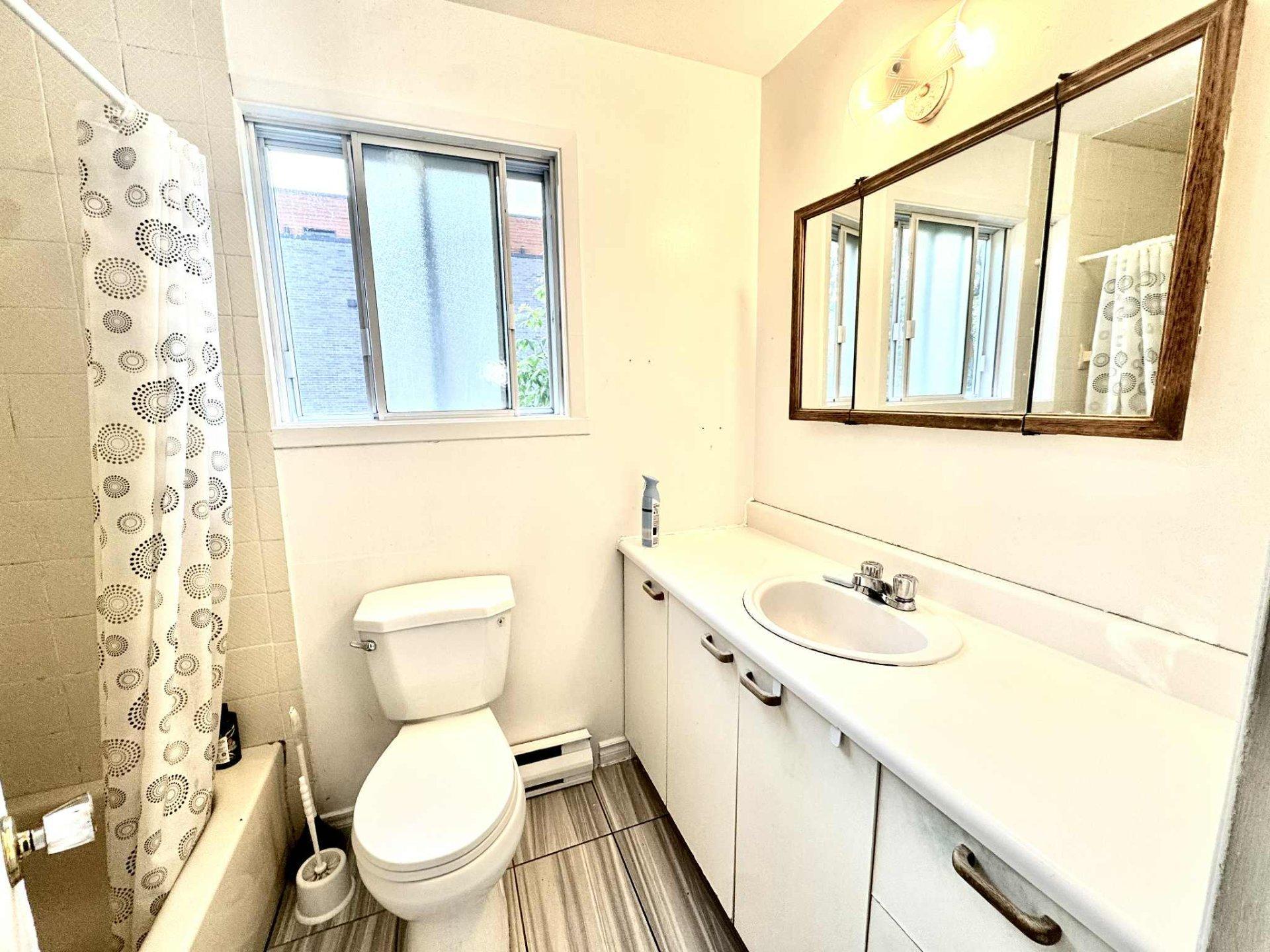 









14386


Rue Aumais

,
Montréal (Pierrefonds-Roxboro),




QC
H9H4Y4

