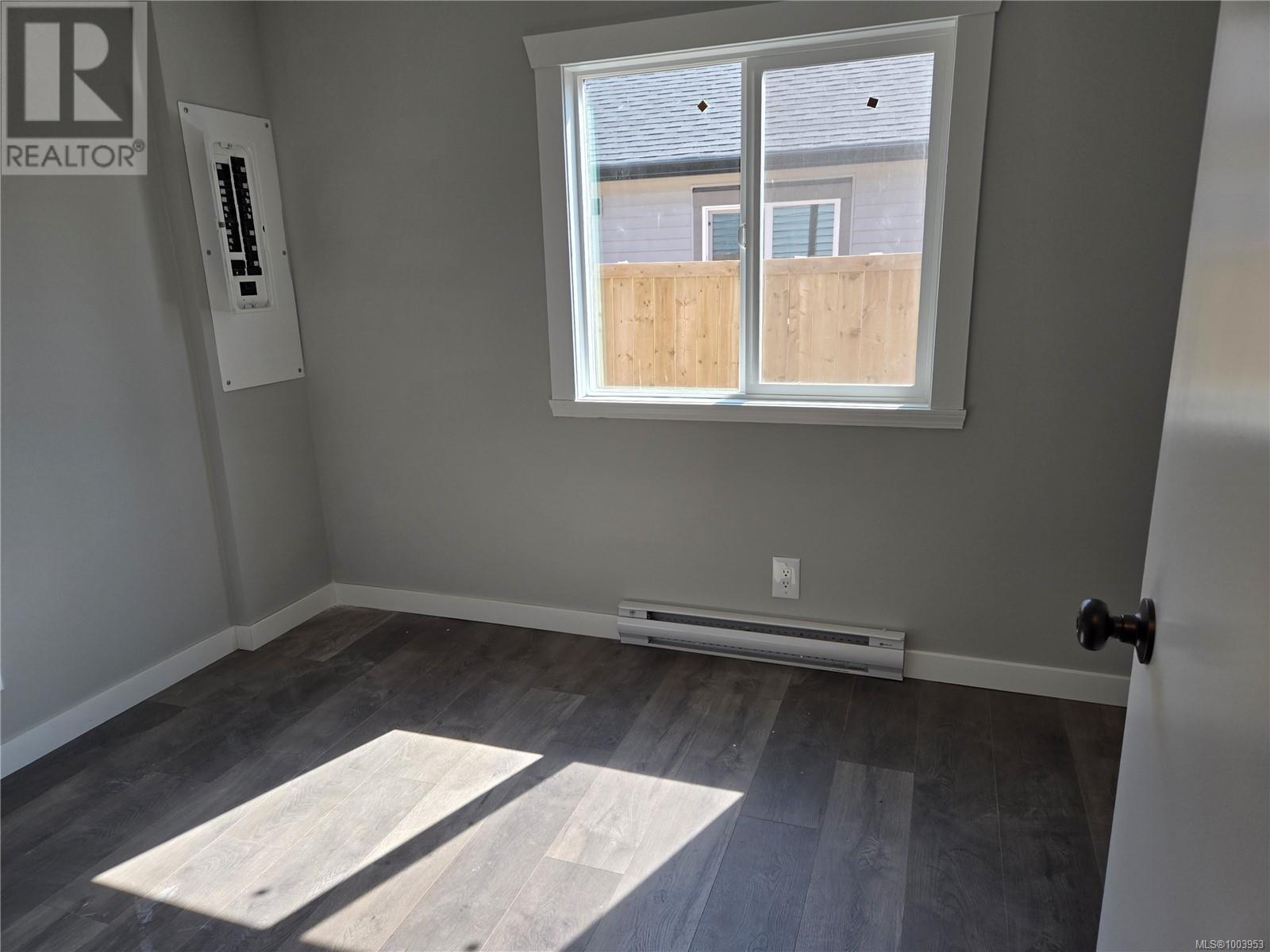 












833 William St

,
Parksville,




British Columbia
V9P2T3

