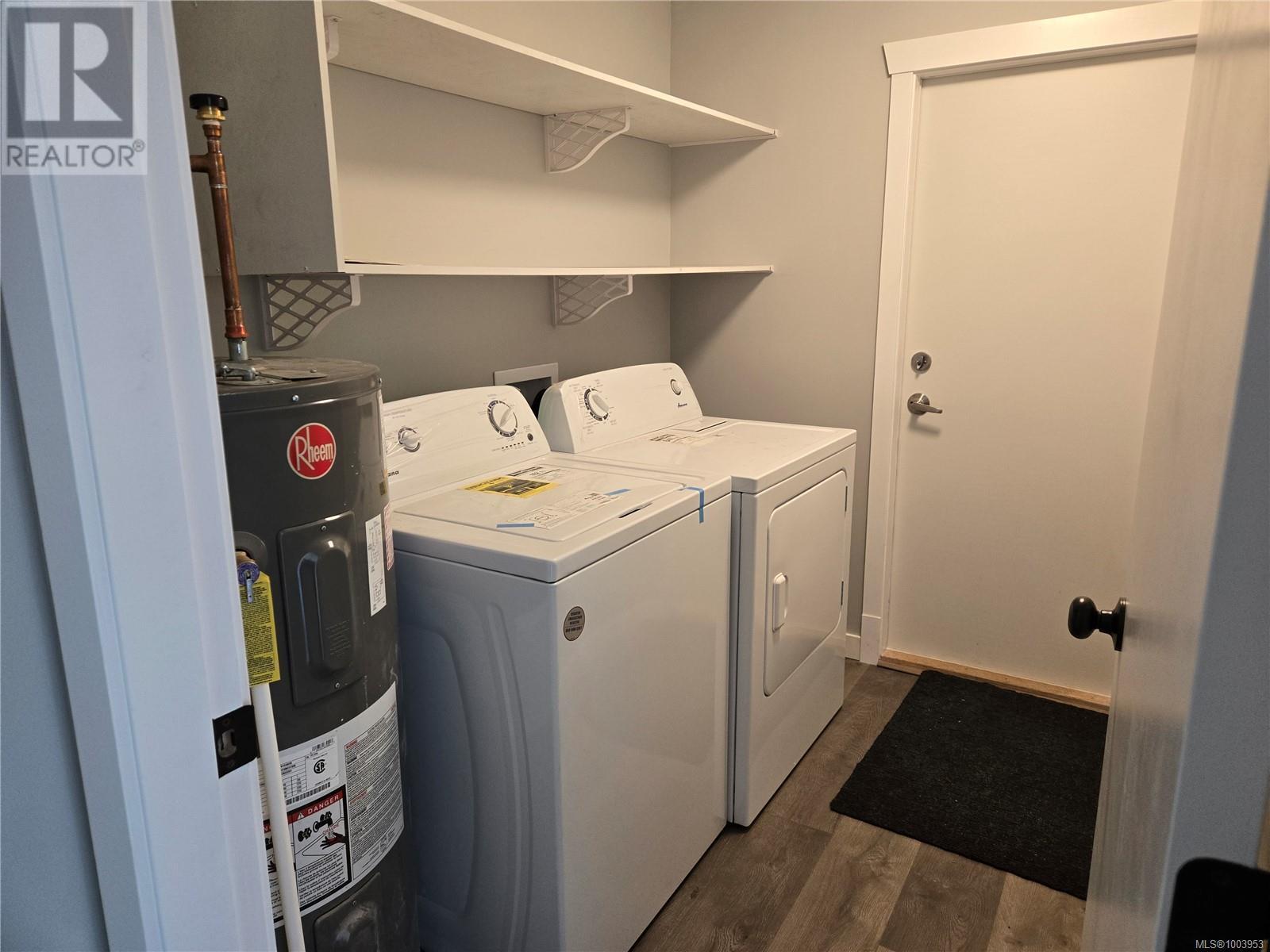 












833 William St

,
Parksville,




British Columbia
V9P2T3

