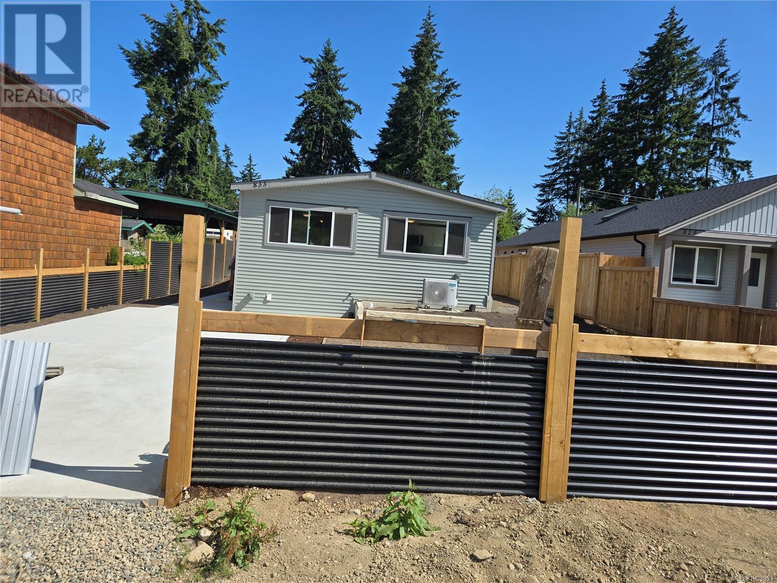 












833 William St

,
Parksville,




British Columbia
V9P2T3

