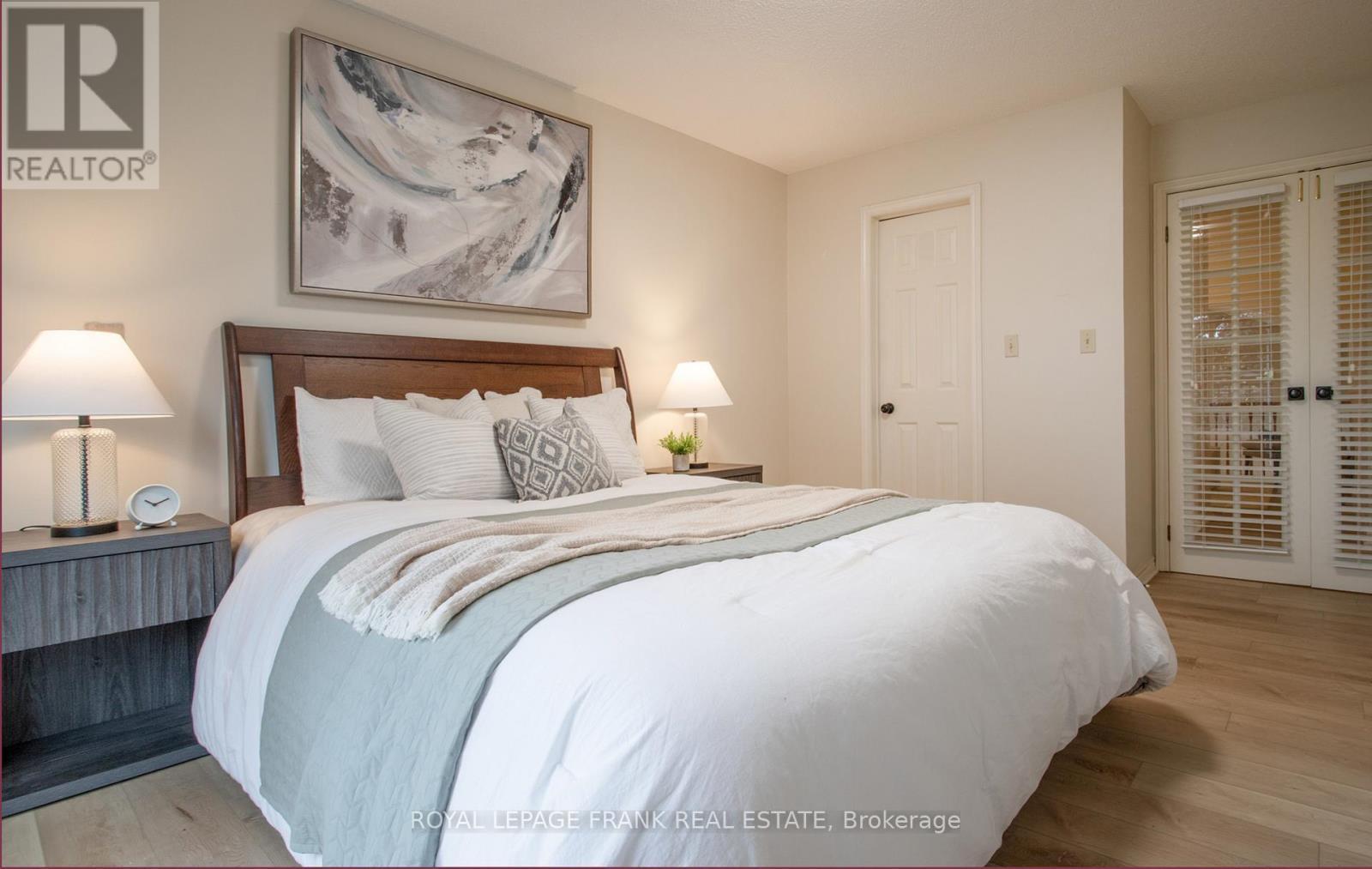 












F12 - 1667 NASH ROAD

,
Clarington (Courtice),




Ontario
L1E1S8

