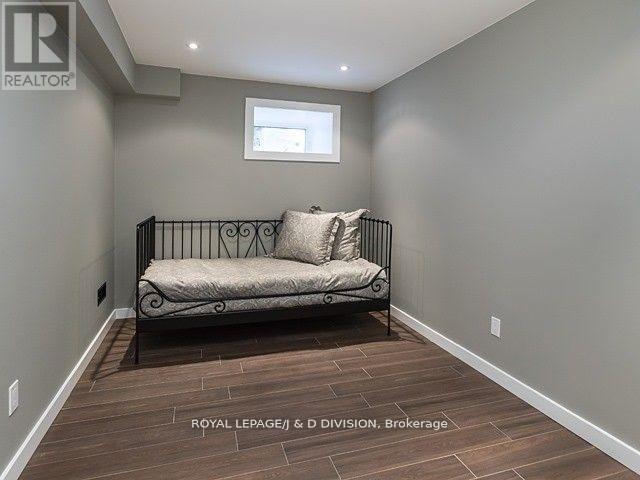 












MAIN - 9 SPENCER AVENUE

,
Toronto,




Ontario
M6K2J4

