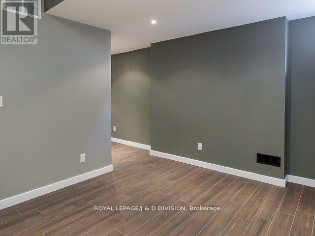 












MAIN - 9 SPENCER AVENUE

,
Toronto,




Ontario
M6K2J4

