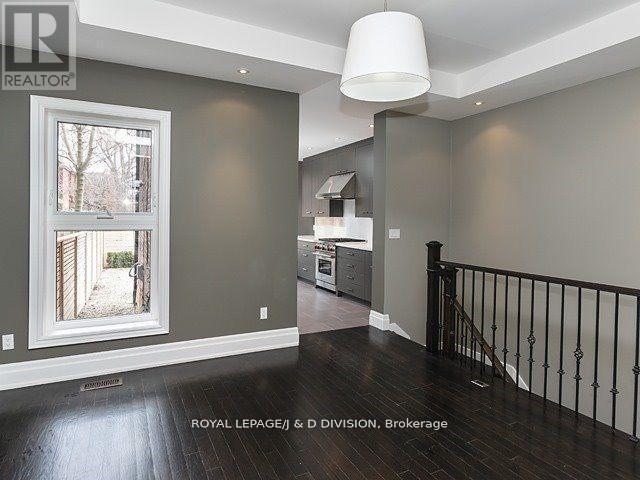 












MAIN - 9 SPENCER AVENUE

,
Toronto,




Ontario
M6K2J4

