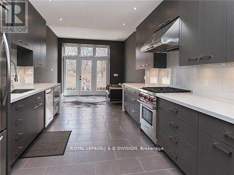 












MAIN - 9 SPENCER AVENUE

,
Toronto,




Ontario
M6K2J4

