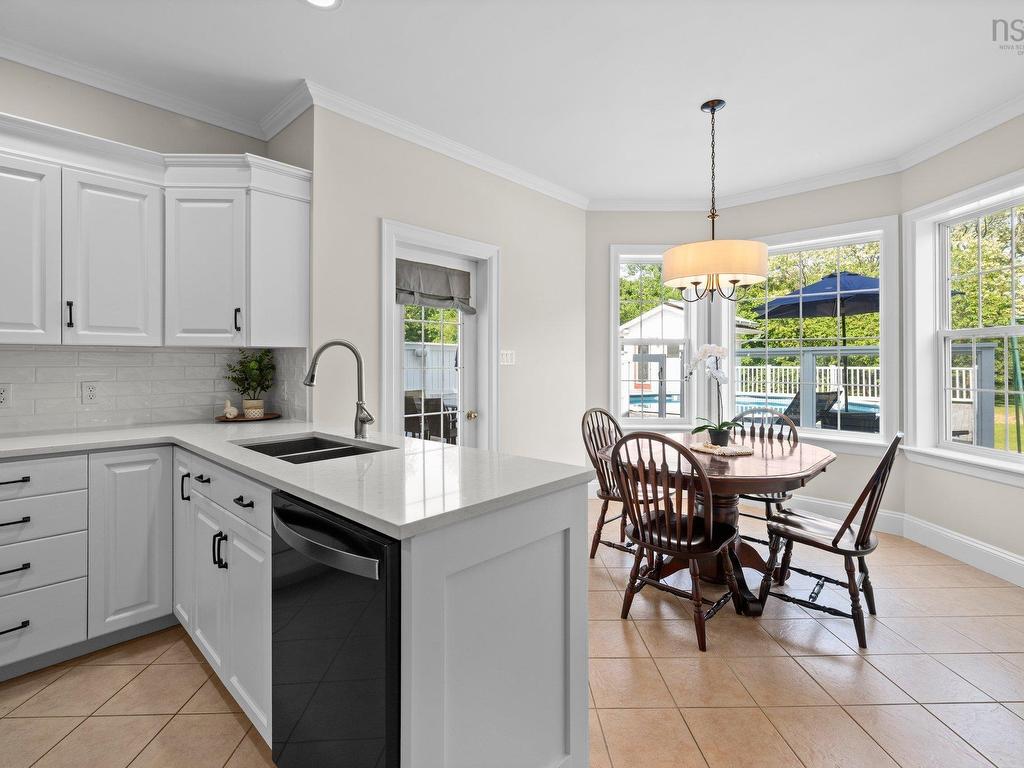 












8 Horsburgh Drive

,
Berwick,




NS
B0P 1E0

