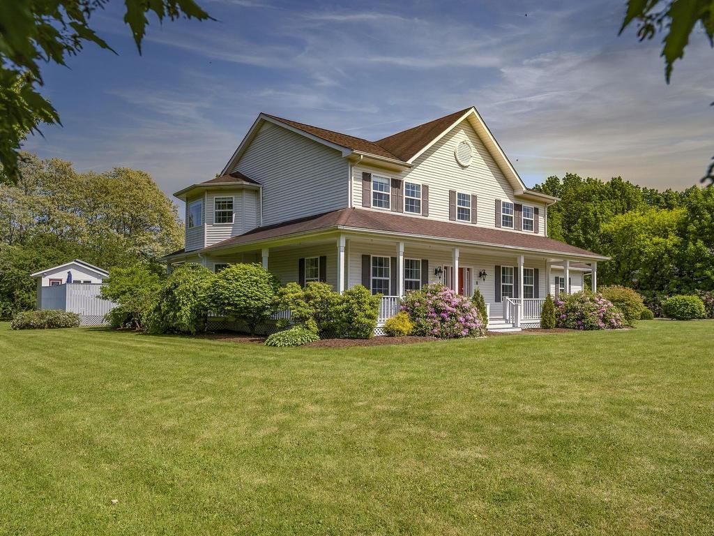 












8 Horsburgh Drive

,
Berwick,




NS
B0P 1E0

