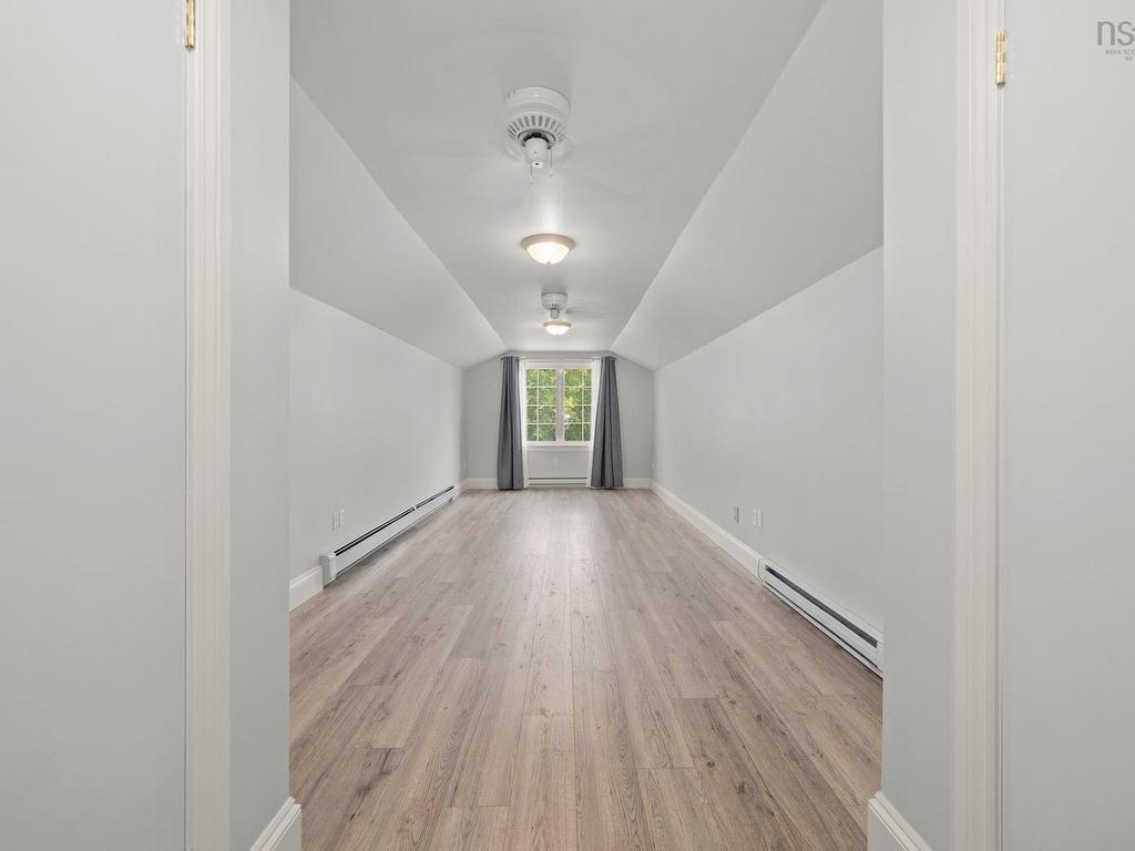 












8 Horsburgh Drive

,
Berwick,




NS
B0P 1E0


