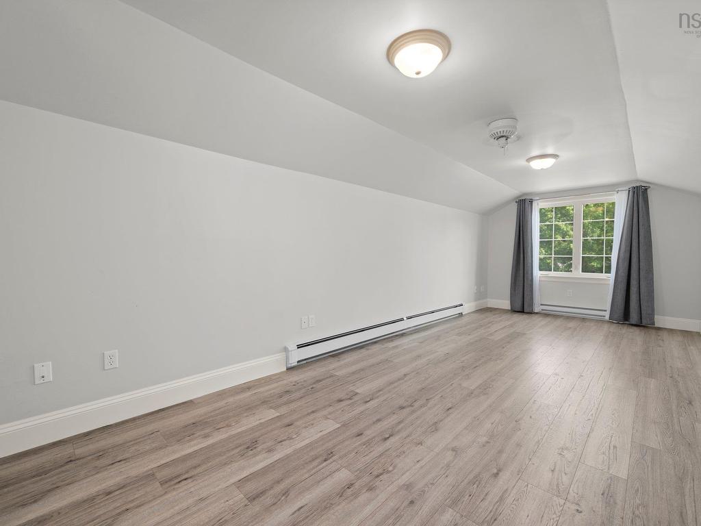 












8 Horsburgh Drive

,
Berwick,




NS
B0P 1E0


