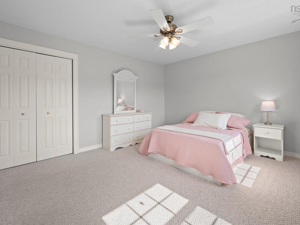 












8 Horsburgh Drive

,
Berwick,




NS
B0P 1E0

