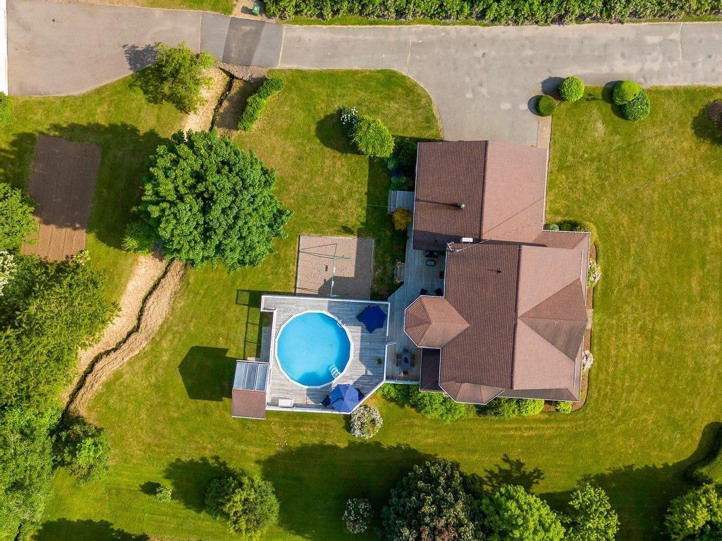 












8 Horsburgh Drive

,
Berwick,




NS
B0P 1E0


