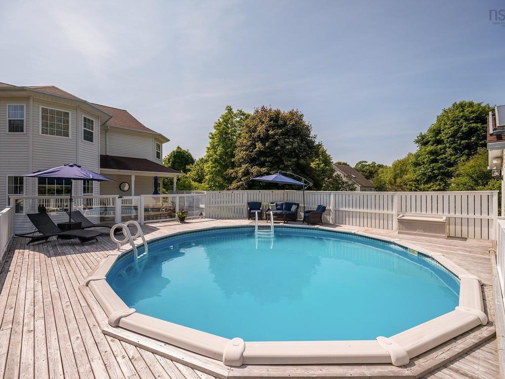 












8 Horsburgh Drive

,
Berwick,




NS
B0P 1E0

