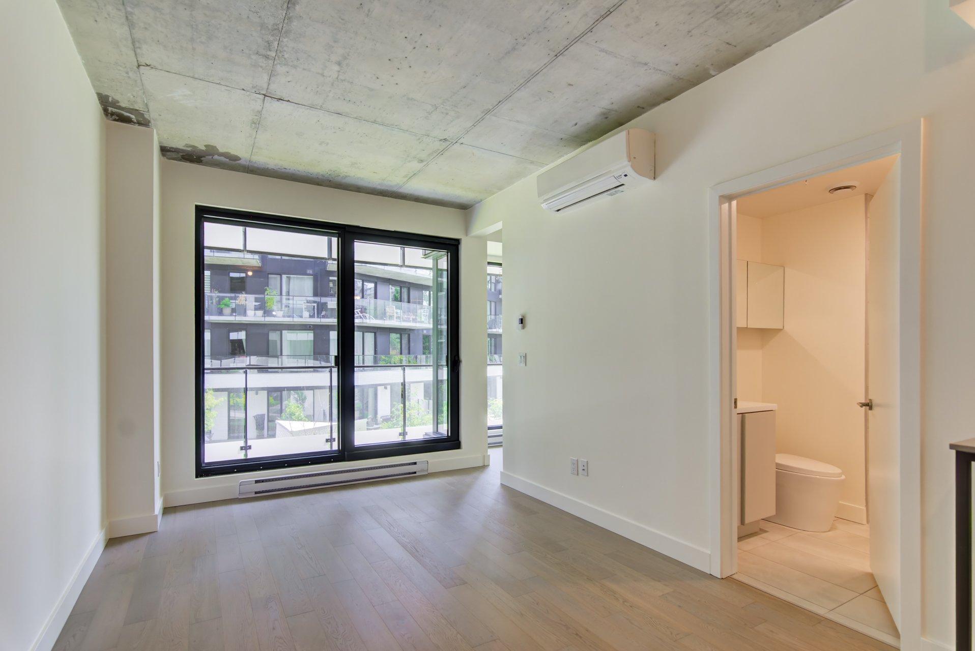 









1552


Rue des Bassins

, 209,
Montréal (Le Sud-Ouest),




QC
H3J1S1

