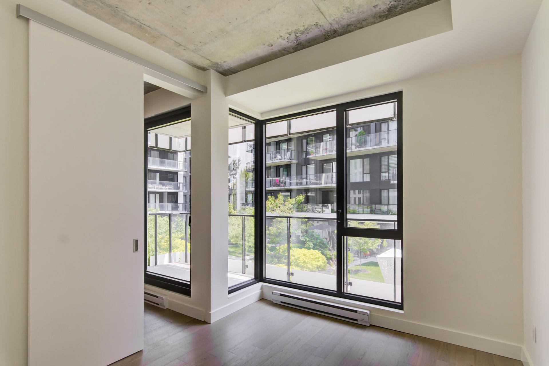 









1552


Rue des Bassins

, 209,
Montréal (Le Sud-Ouest),




QC
H3J1S1

