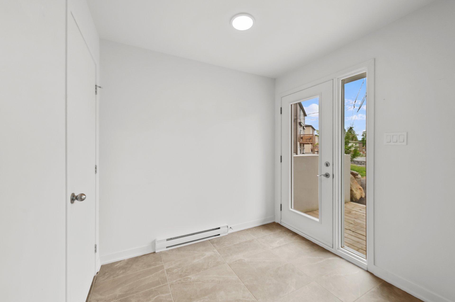 









124


Place de l'Harmonie

,
Mont-Blanc,




QC
J0T2G0

