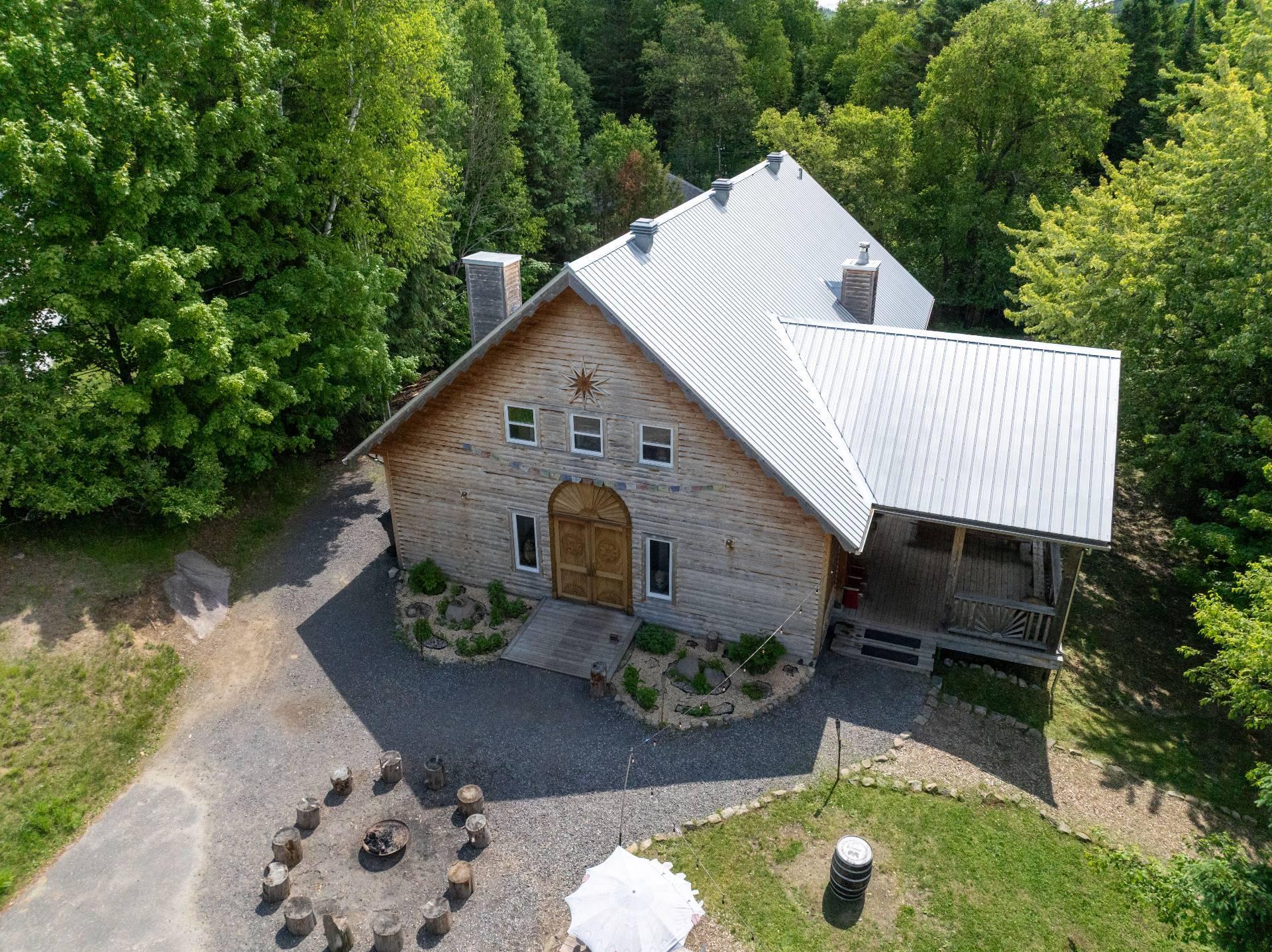 









1201Z


10e Avenue

,
Val-Morin,




QC
J0T2R0

