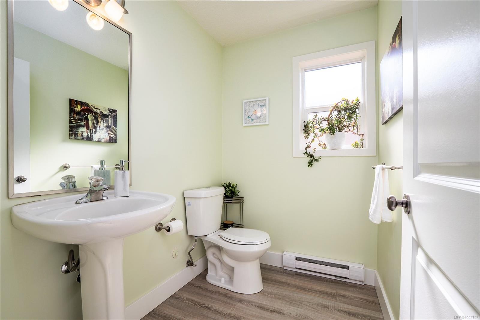 









1738


Country Hills

Dr,
Nanaimo,




BC
V9X 1X5

