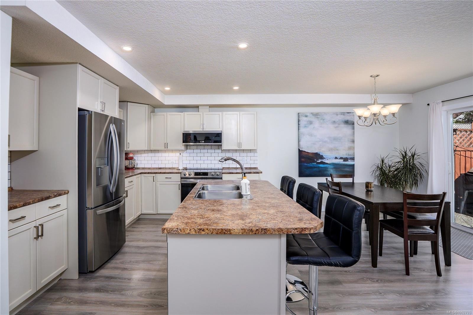 









1738


Country Hills

Dr,
Nanaimo,




BC
V9X 1X5

