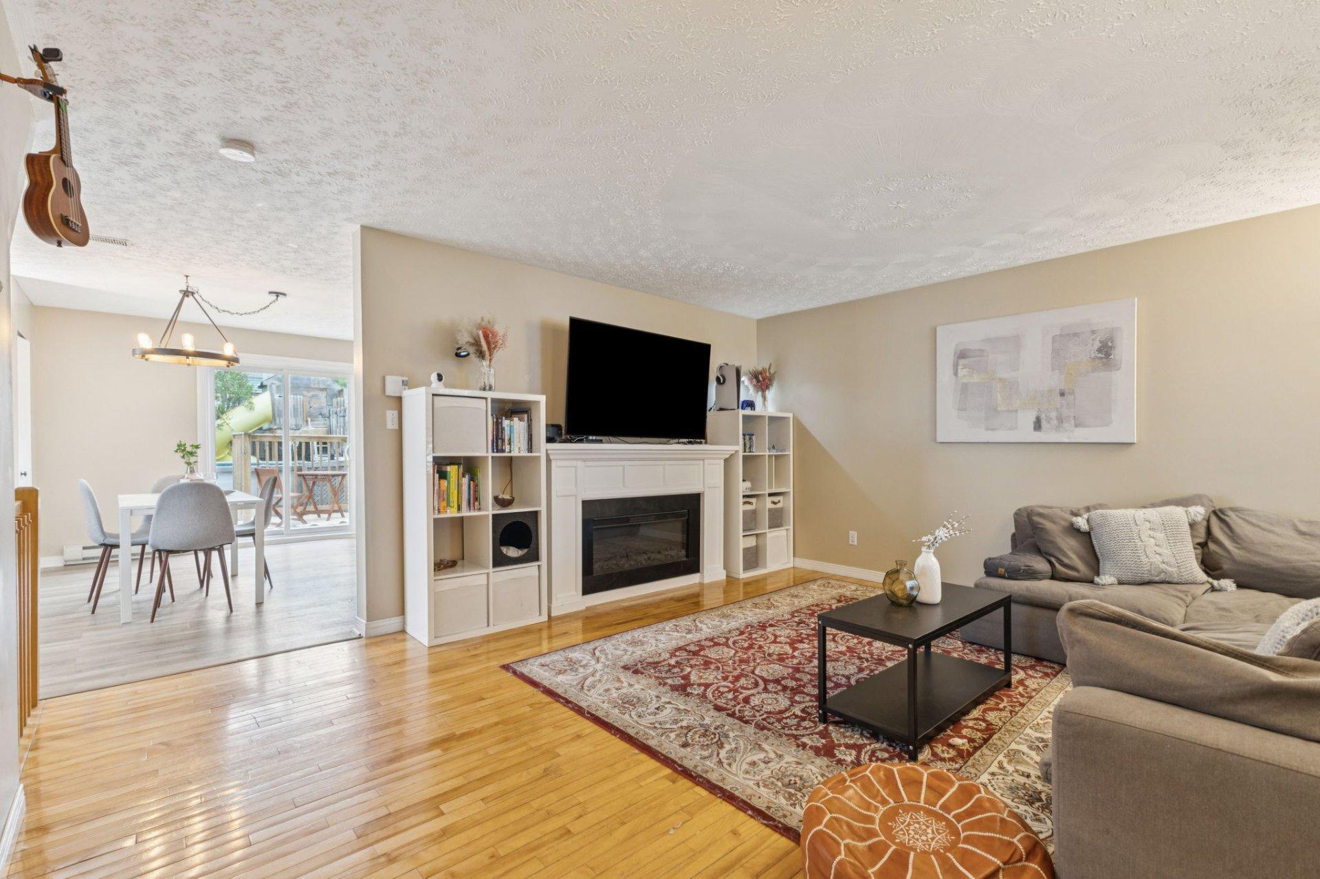 









31


Rue de la Mine

,
Gatineau (Gatineau),




QC
J8P7W1

